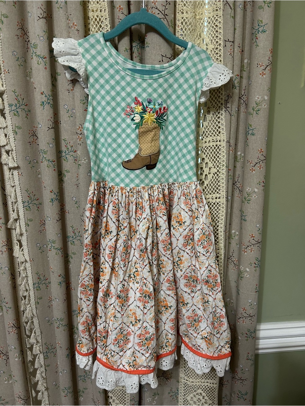 Ricrac & Ruffles Floral Cowboy Boot Dress Size 10 Girls Mint Gingham